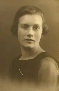 Fabrikant Helga Jacobsen, lånt av Hilde Elisabeth Tellefsen Høynes