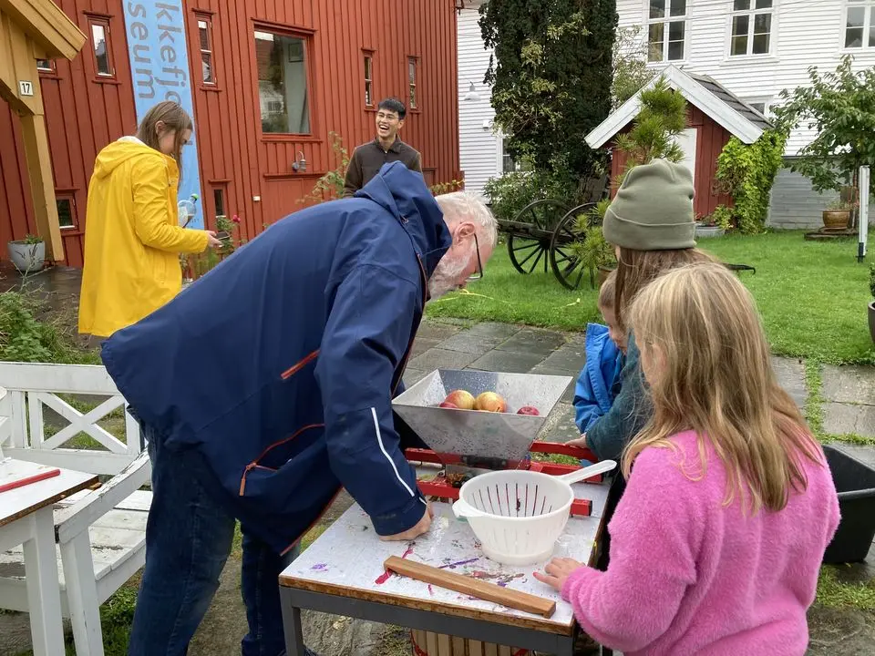 Eplesafting Flekkfjord museum.